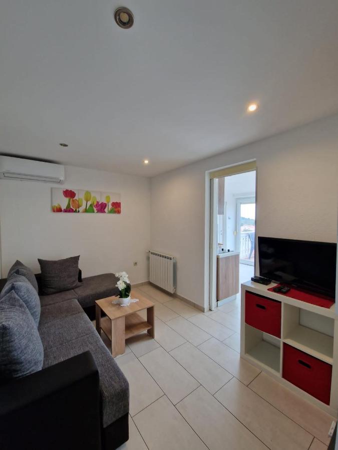 Apartment Vilic 普拉 外观 照片