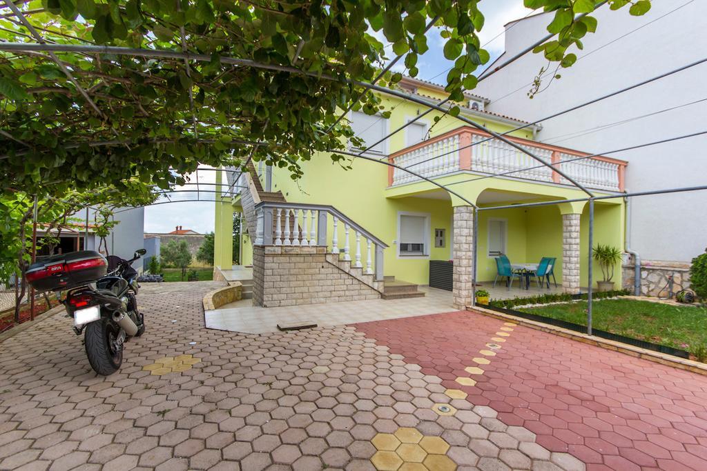 Apartment Vilic 普拉 外观 照片